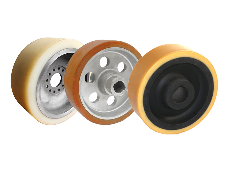 Stacking locomotive wheels